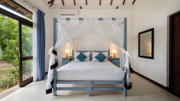 Deluxe Villa | 3 bedrooms, desk, laptop workspace, free WiFi