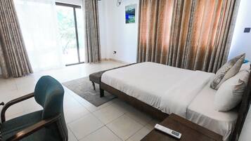 Maison Luxe, vue jardin | 2 chambres, fer et planche Ă repasser, Wi-Fi gratuit