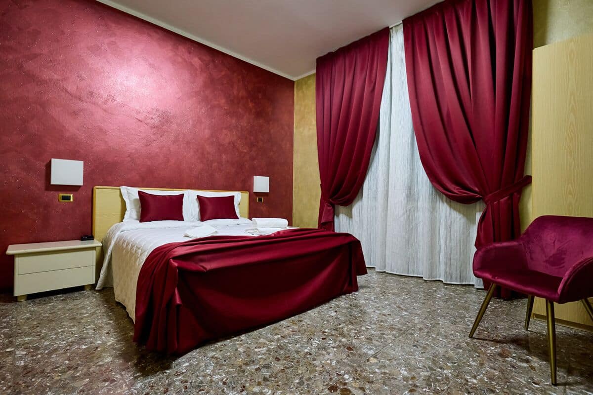 Classic Double or Twin Room, Courtyard View