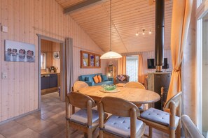 House | Living room - Ferienhaus im Ferienpark Mueritz (Rechlin)