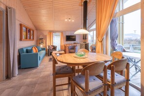 House | Living room - Ferienhaus im Ferienpark Mueritz (Rechlin)