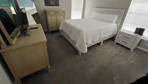 Room - The Farmhouse at Origins Ranch (Plant City)