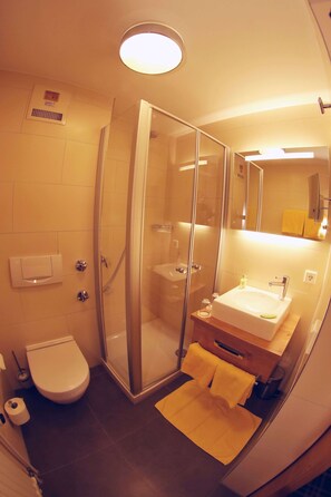 Chambre Deluxe, 1 lit double (Deluxe Double) | Salle de bain