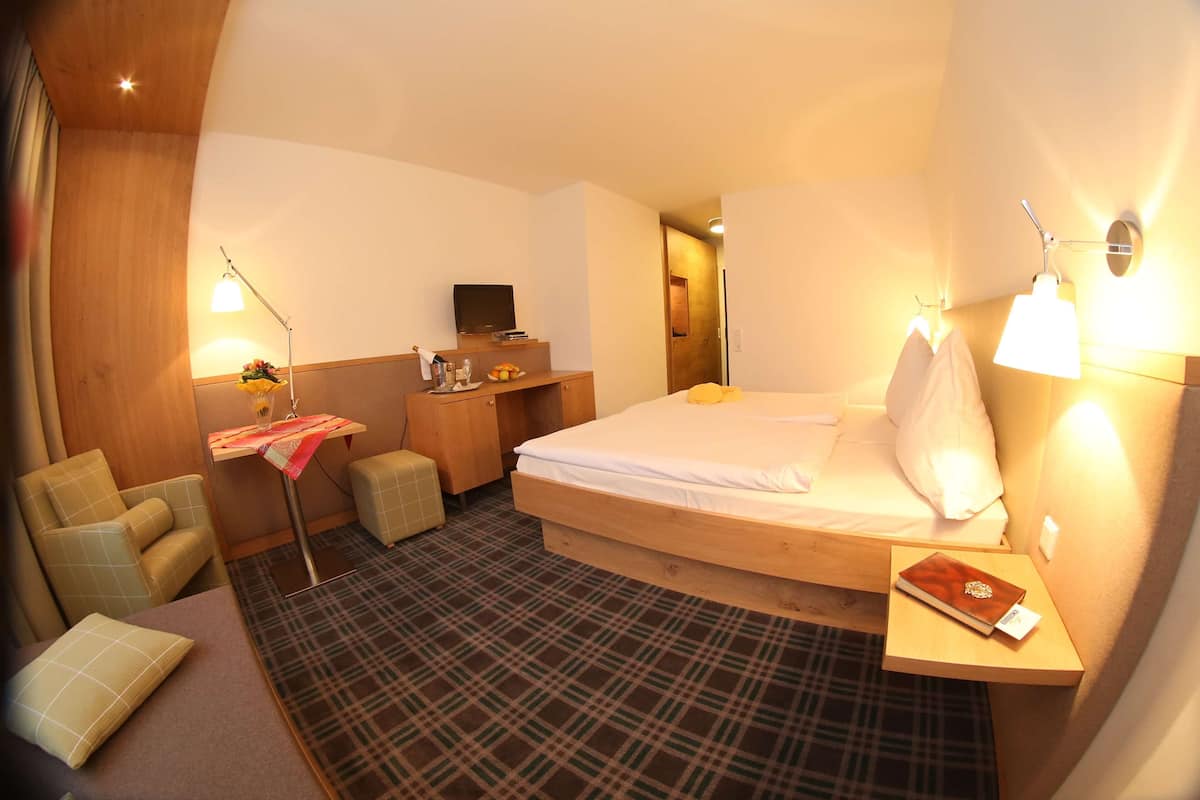 Deluxe Room, 1 Katil Kelamin (Double) (Deluxe Double) | Kalis bunyi, Wi-fi percuma