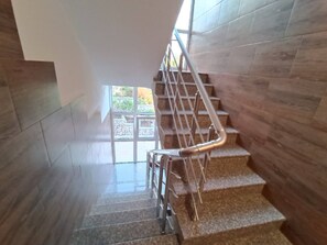 Apartment, 1 Bedroom, Smoking, Balcony | Interior