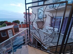 Lejlighed - 2 soveværelser - ryger - balkon | Balkon