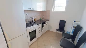 Casa, 5 habitaciones, para fumadores, balcón | Cocina privada