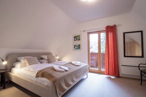 3 室のベッドルーム、アイロン / アイロン台、旅行用ベビーベッド、WiFi (無料)