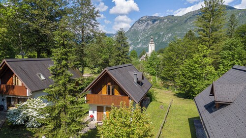 Serene 3-bedroom house by the Bohinj Lake with WiFi