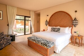 9 bedrooms, iron/ironing board, Internet, bed sheets