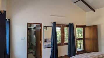 3 bedrooms, desk, free WiFi