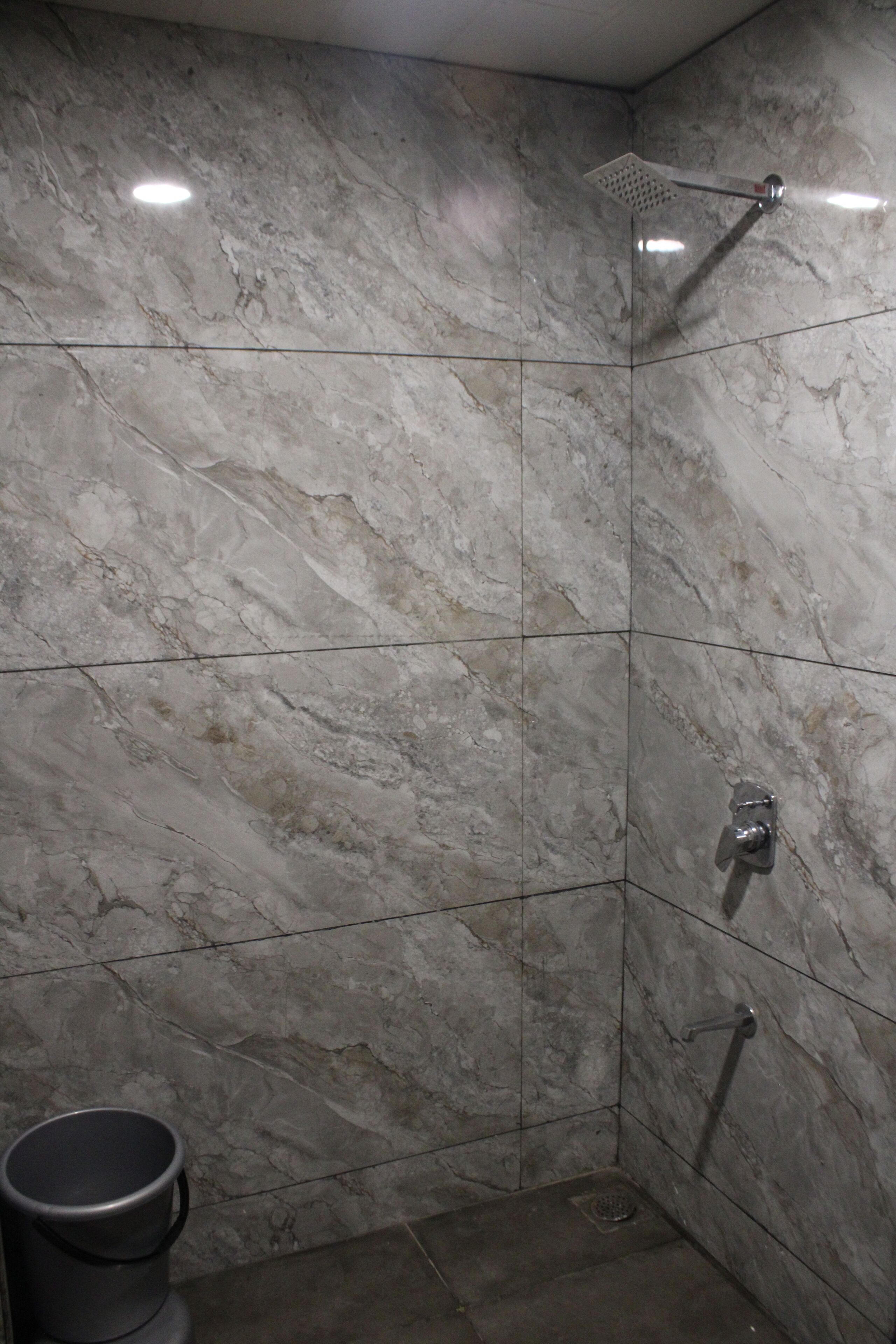 Basic Double Room, Valley View | Bathroom shower