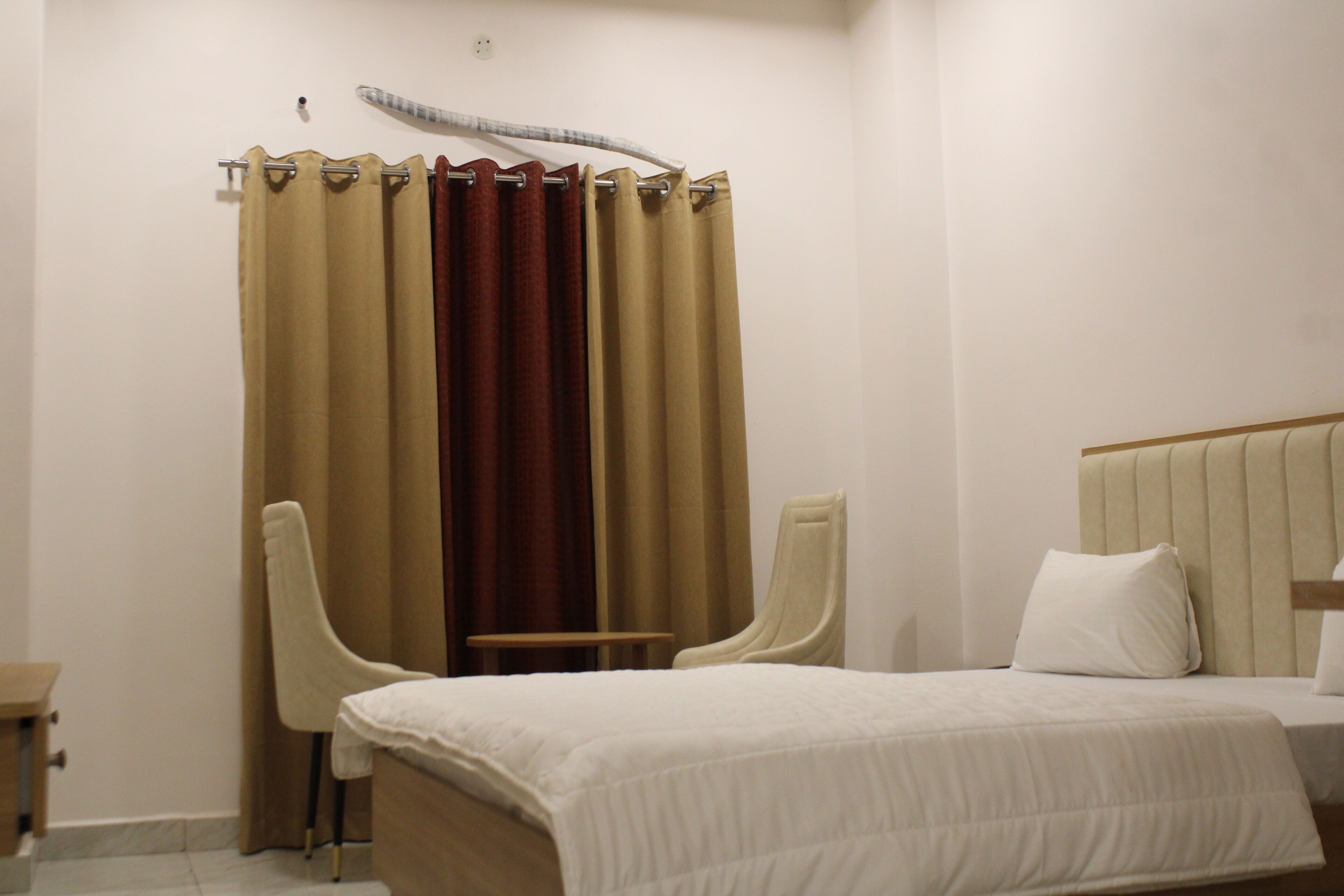 Basic Double Room, Valley View | Premium bedding, desk, laptop workspace, blackout drapes