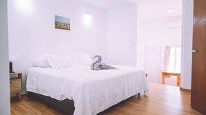 5 chambres, fer et planche Ă repasser, Wi-Fi, draps fournis