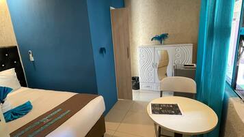 1 chambre, fer et planche Ă repasser, Wi-Fi gratuit, draps fournis