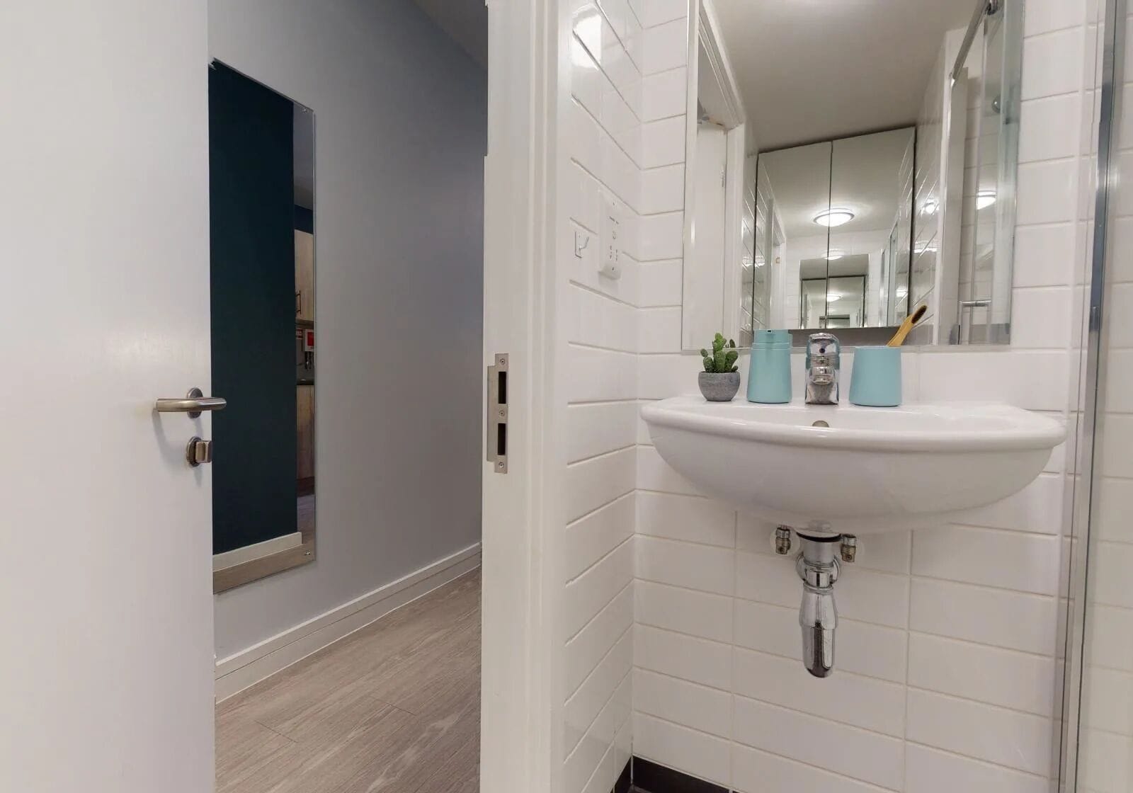 Standard Studio, Non Smoking | Bathroom