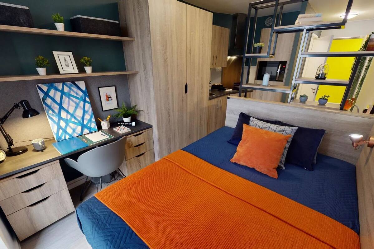 Estudio estándar, para no fumadores | Cortinas blackout y wifi gratis