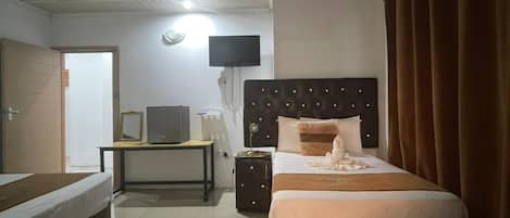 1 quarto, ferros/tábuas de passar roupa, Wi-Fi, roupa de cama