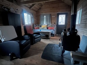 Smart TV, fireplace, video games, stereo