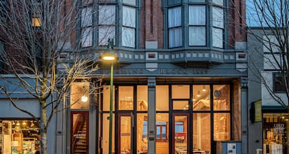 The Belmont Hotel