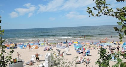 Haus in Dziwnów am Wasser und Strand