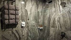 Free toiletries, hair dryer, soap, shampoo - Kawiil glamping (Real de Catorce)