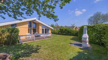 House | Terrace/patio