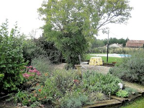 Property grounds - Character house, with private salt water pool & views over the countryside. (Les Essards)