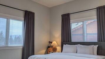 5 habitaciones, tabla de planchar con plancha, cuna de viaje y wifi