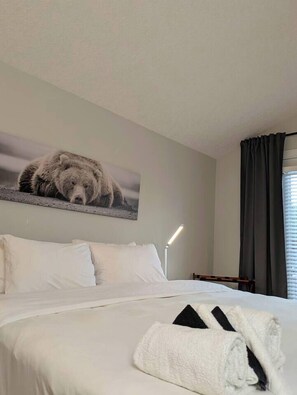 5 bedrooms, iron/ironing board, travel cot, WiFi