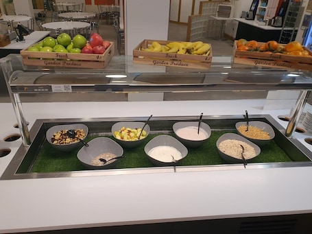 Self-service breakfast for a fee on weekends. Stringfellow Hall