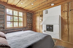 Habitación Confort con 1 cama doble o 2 individuales, vistas al patio | Wifi gratis y ropa de cama