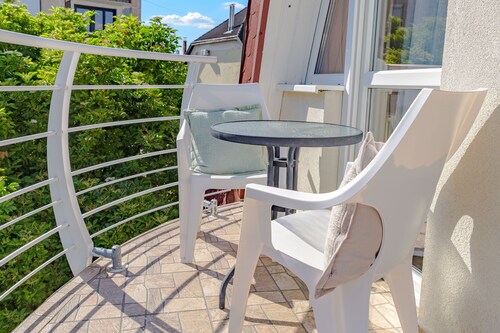 Charming 2-bedroom apartment with WiFi, AC in amazing Hajdúszoboszló