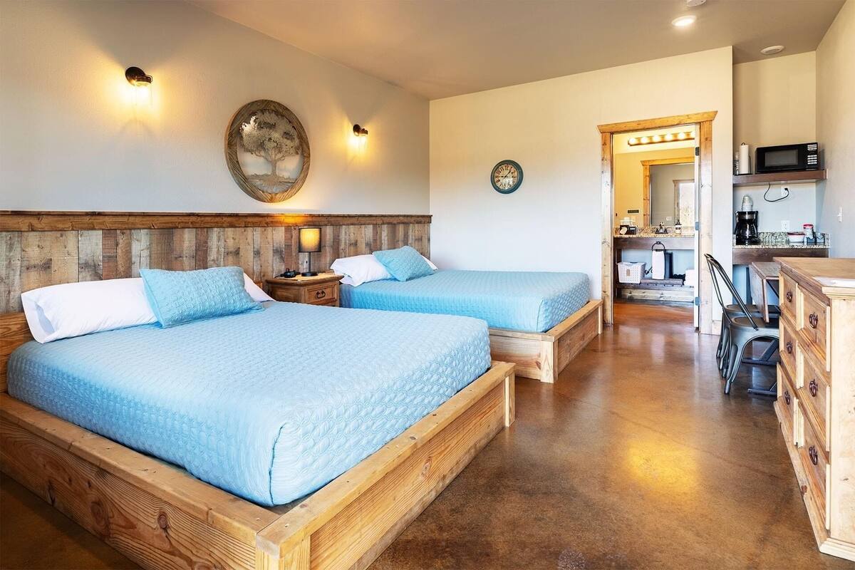 Iron/ironing board (on request), free WiFi, bed sheets