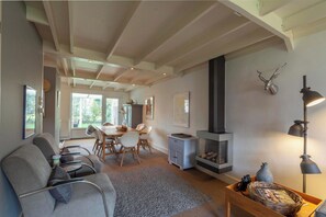 House | Living room