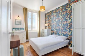 3 bedrooms, desk, iron/ironing board, free WiFi - Villa 106 - Deauville, located just a few minutes' walk from the town center. (Deauville)