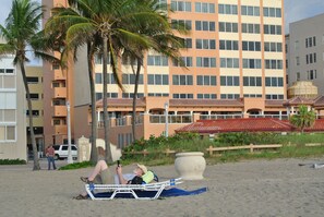 Accommodatie ligt op het strand