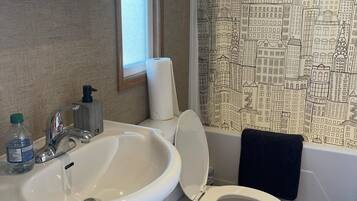 Shower, toilet paper