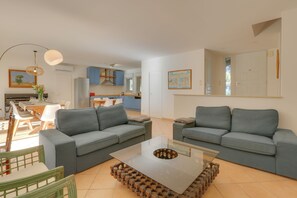 Living area - Villa in the heart of the Seignosse golf course, 5 minutes from the beach (SEIGNOSSE)