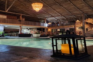 Pool - Charming villa with WiFi and AC, Spa in gorgeous Samaná, 2 minutes from   beach, (Samaná)