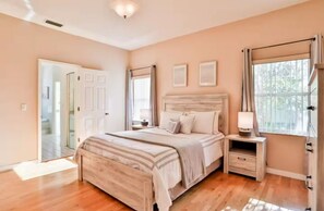 3 bedrooms, iron/ironing board, WiFi, bed sheets