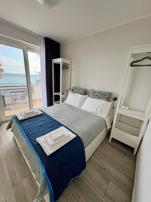2 Schlafzimmer, Schreibtisch, Bügeleisen/Bügelbrett, WLAN