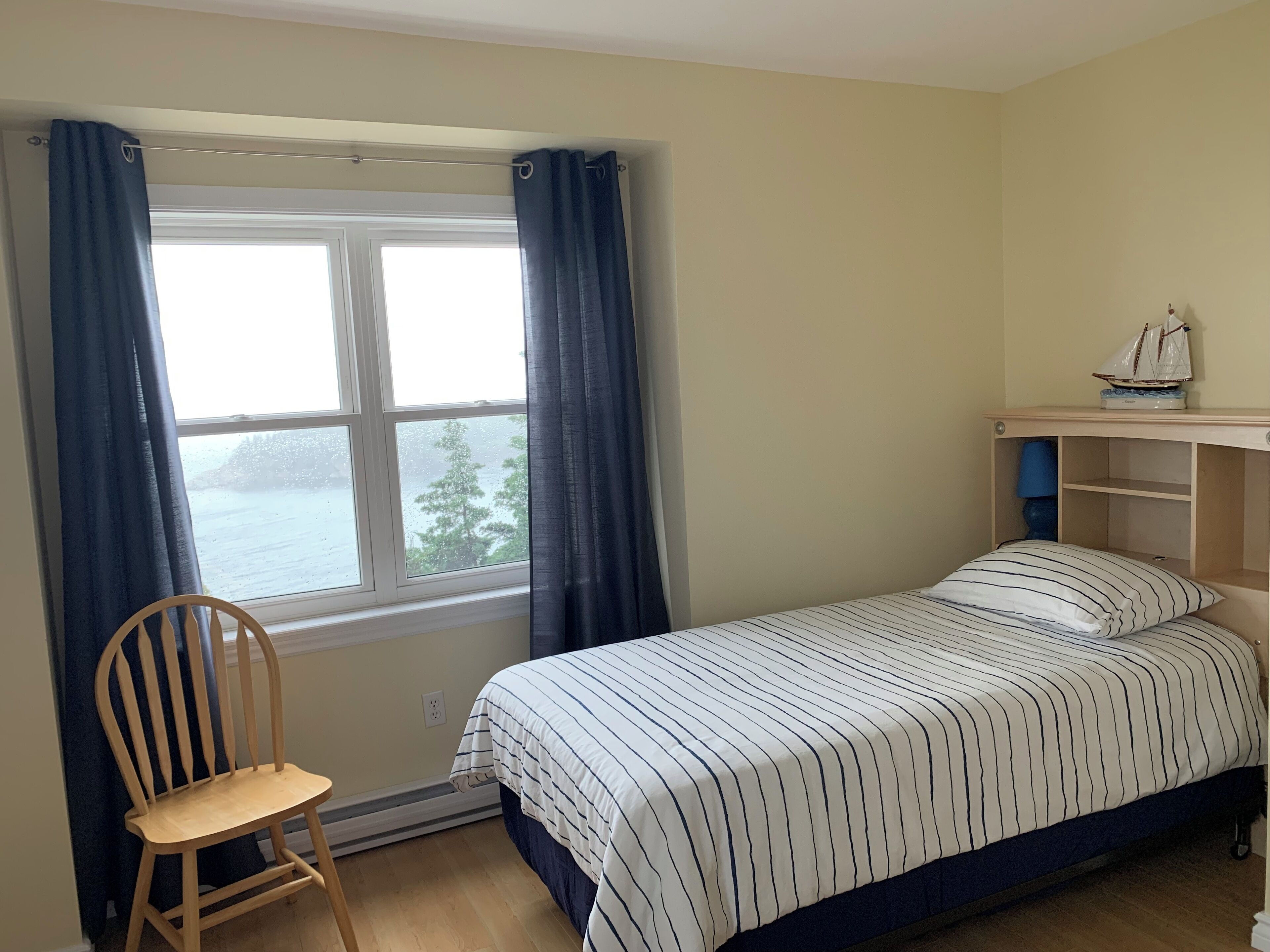 4 chambres, fer et planche à repasser, Wi-Fi, draps fournis