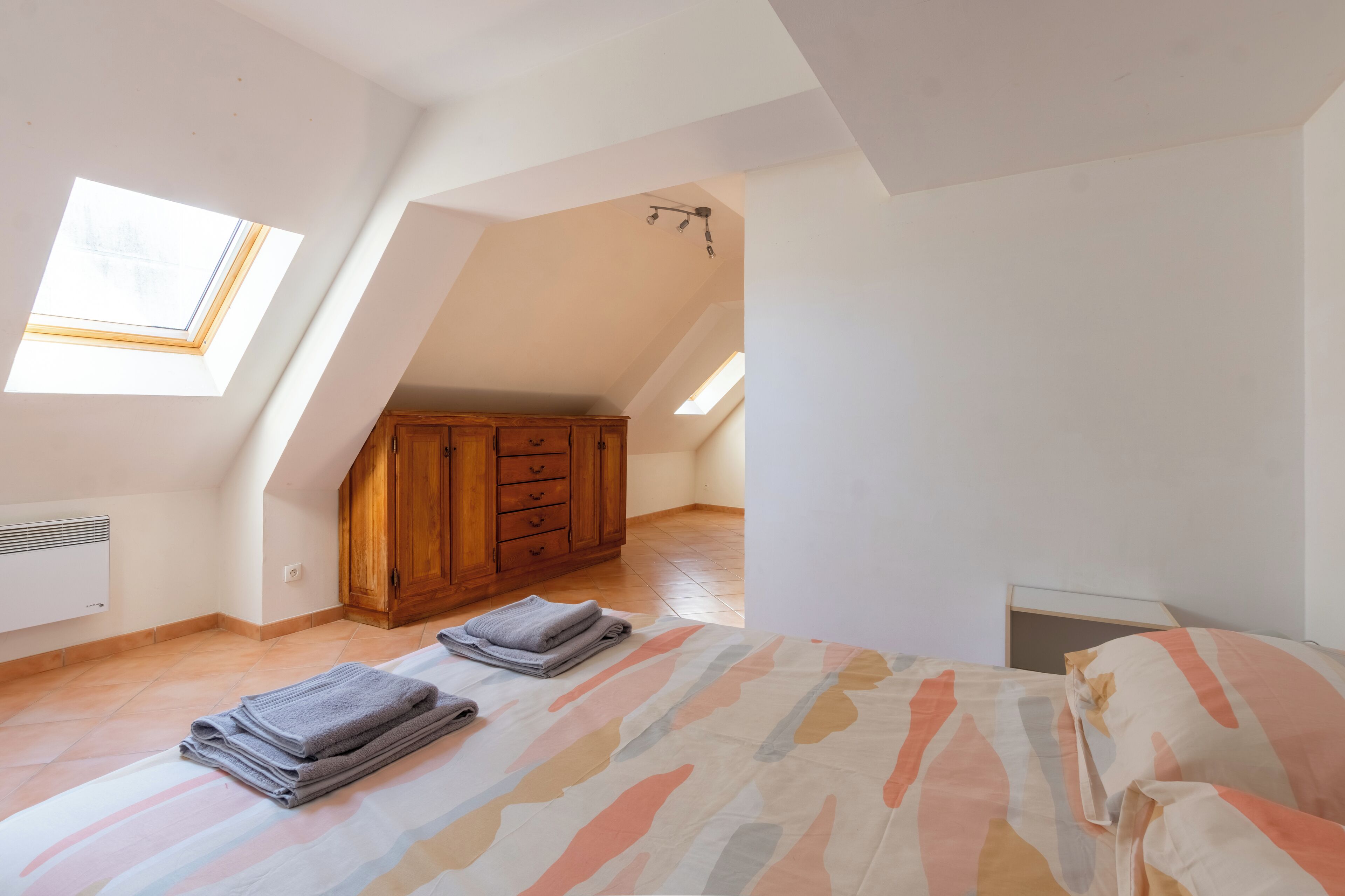 3 habitaciones y ropa de cama 