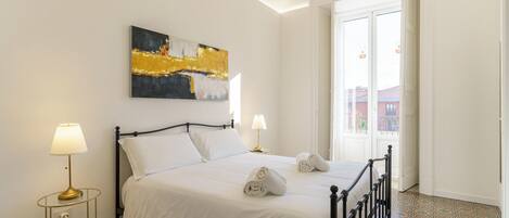 Deluxe Double Room | Blackout drapes, soundproofing, iron/ironing board, free WiFi