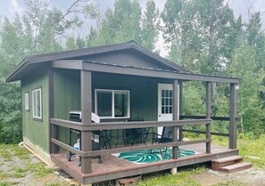 Exterior - Tower Ridge Cabins (Babb)