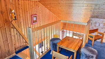 House | Bilik permainan