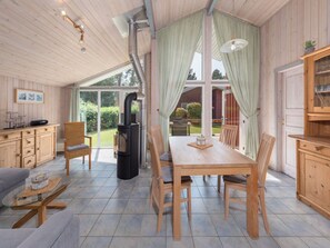 Dining - Ferienhaus mit Sauna im Ferienpark Mirow (Mirow)