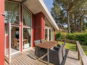 House | Balcony