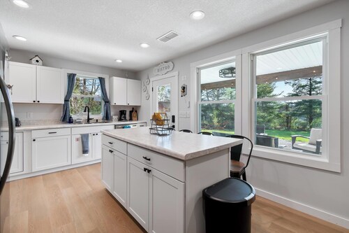 White Oak Cottage - Resort Pool, Boat Slip